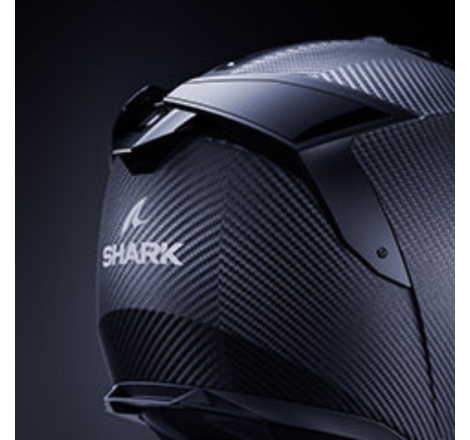 casca-carbon-ece-22-06-shark.jpg