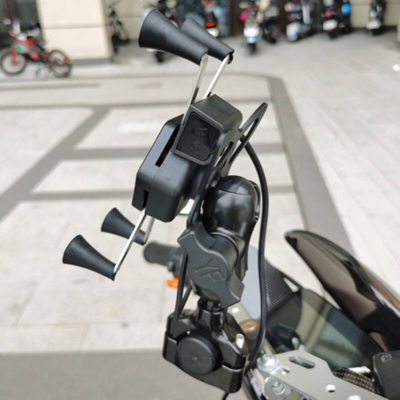 uport telefon moto FreedConn MC7CL cu USB | Motorbikers.ro